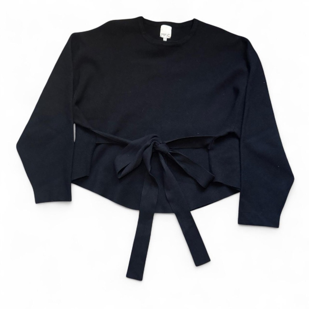NWT MINKPINK Women’s Minimalist Office Chic Soft Black Tied Crop Sweater — SMALL